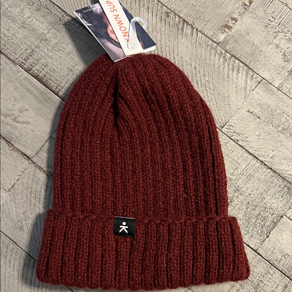 Women's Knit Beanie in Deep Red